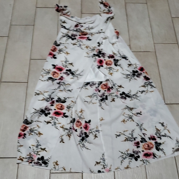 White Dress With Floral Rose Design - Women's L, Off the Shoulder, Maxi - Picture 4 of 5